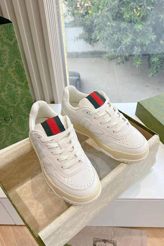 Женские кожаные кроссовки Gucci GG Cruise