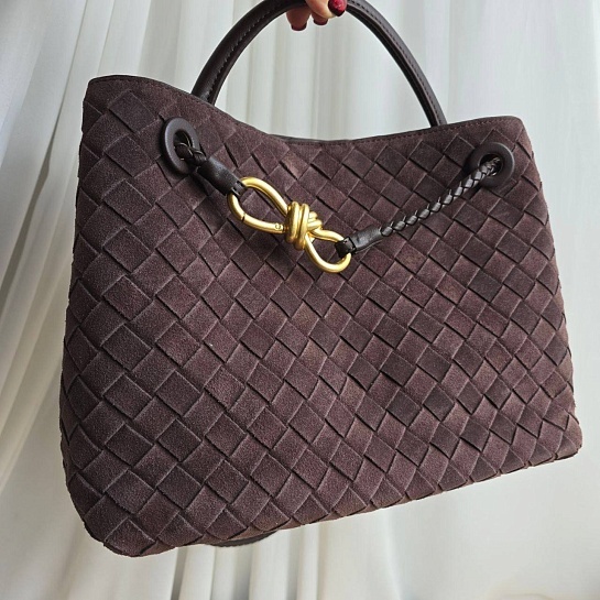 Замшевая сумка Bottega Veneta 30x23 см