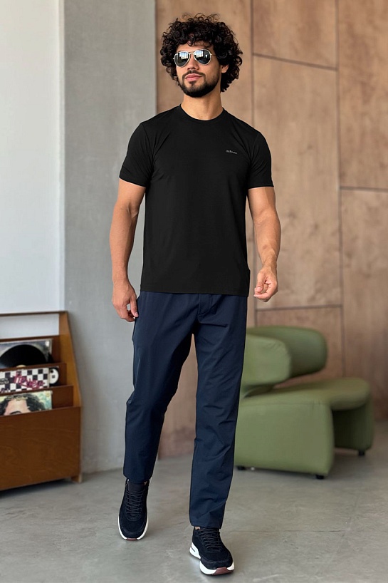 Мужская чёрная футболка Kiton