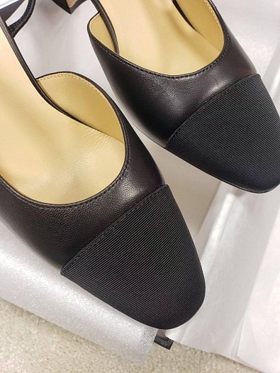 Женские кожаные туфли на каблуке Chanel premium   