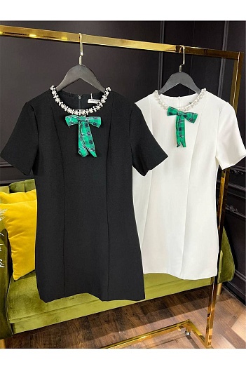 Классическое белое платье MIU MIU   