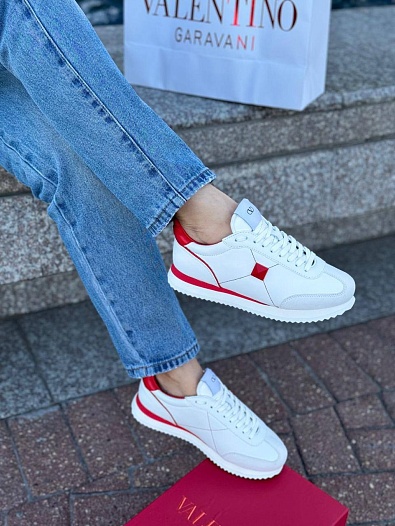 Женские кожаные кроссовки Valentino - White / Red   