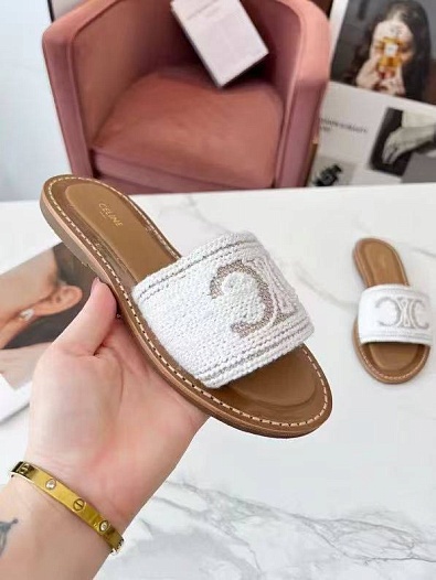 Женские шлёпанцы Celine   