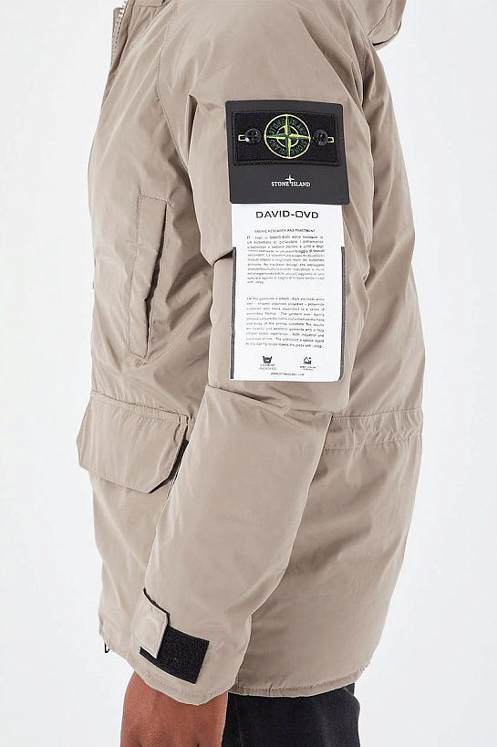 Парка бежевого цвета Stone Island compass-patch