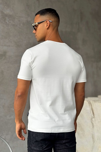 Белая мужская футболка Emporio Armani 7   