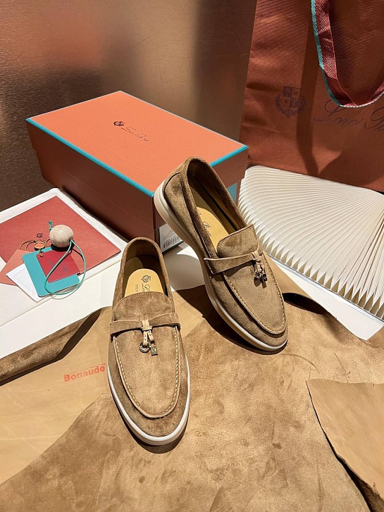 Женские замшевые лоферы Loro Piana Summer Charms Walk premium