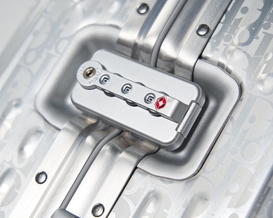 Чемодан Rimowa x Dior Aluminum L Premium 79x48x27 см