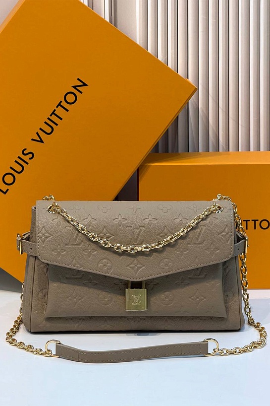Кожаная сумка Louis Vuitton Anytime Flap premium 29.5x18.5x9.5 см