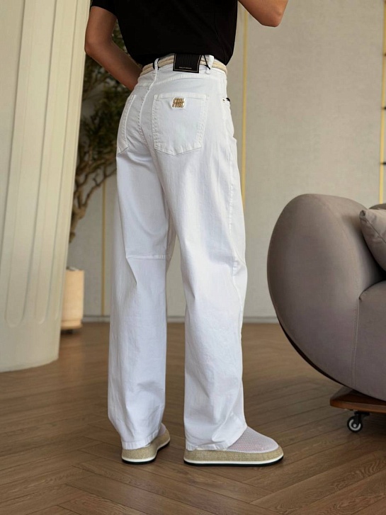 Женские джинсы белого цвета MIU MIU premium