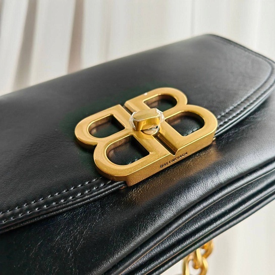 Кожаная сумка Balenciaga Bb Soft Flap 23x12 см - Black / Gold