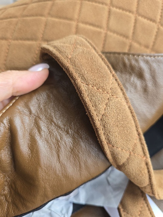 Замшевая сумка Yves Saint Laurent Icare 45x35 см