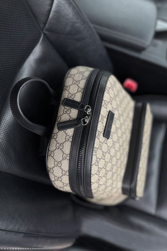 Кожаный рюкзак Gucci GG Supreme 31.5x41x14.5 см