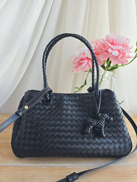Кожаная сумка Bottega Veneta Basket 30x20 см - Black