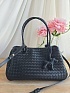 Кожаная сумка Bottega Veneta Basket 30x20 см - Black