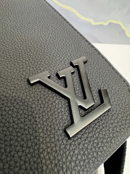 Кожаная сумка Louis Vuitton Takeoff Messenger premium 28x23x10 см