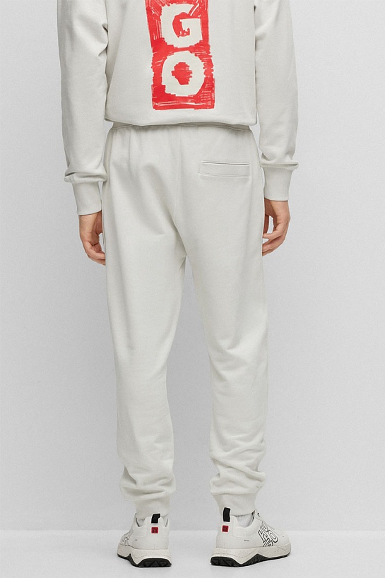 Белые спортивные штаны Hugo Boss Dogur