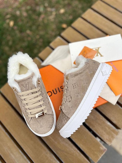 Женские замшевые кроссовки с мехом Louis Vuitton Time Out - Brown   