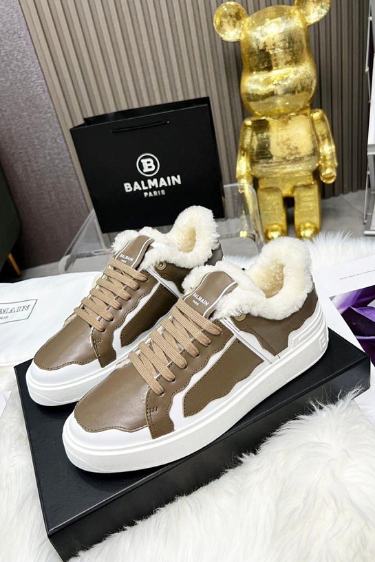Кожаные кроссовки с мехом Balmain low-top - Beige / White