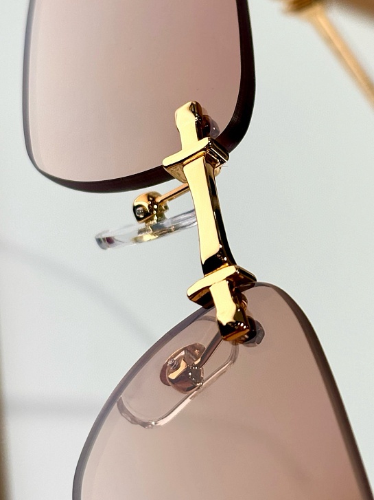 Солнцезащитные очки Cartier