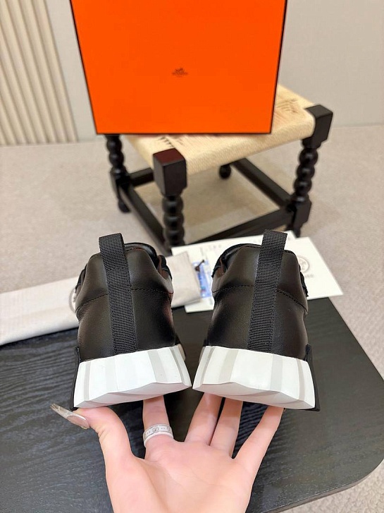 Мужские кроссовки Hermes Bouncing - Black / White