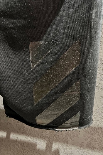 Мужские чёрные шорты Off-White   