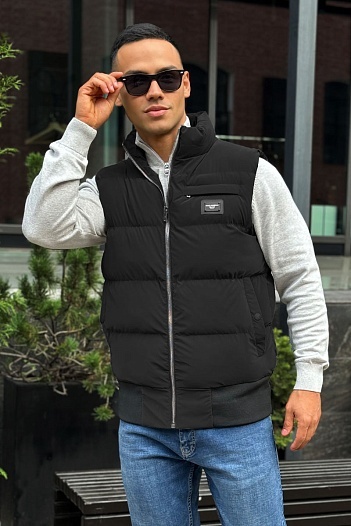 Жилет чёрного цвета Dolce&Gabbana logo-plaque   