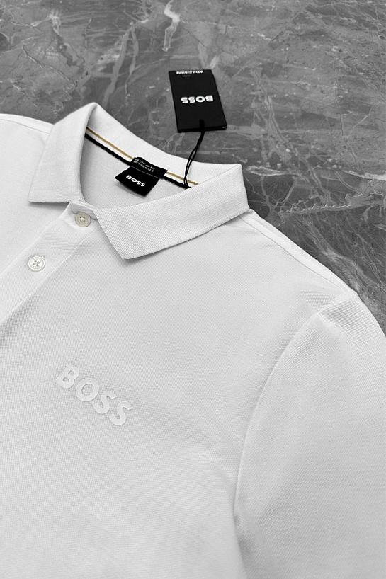 Мужское поло Hugo Boss белого цвета