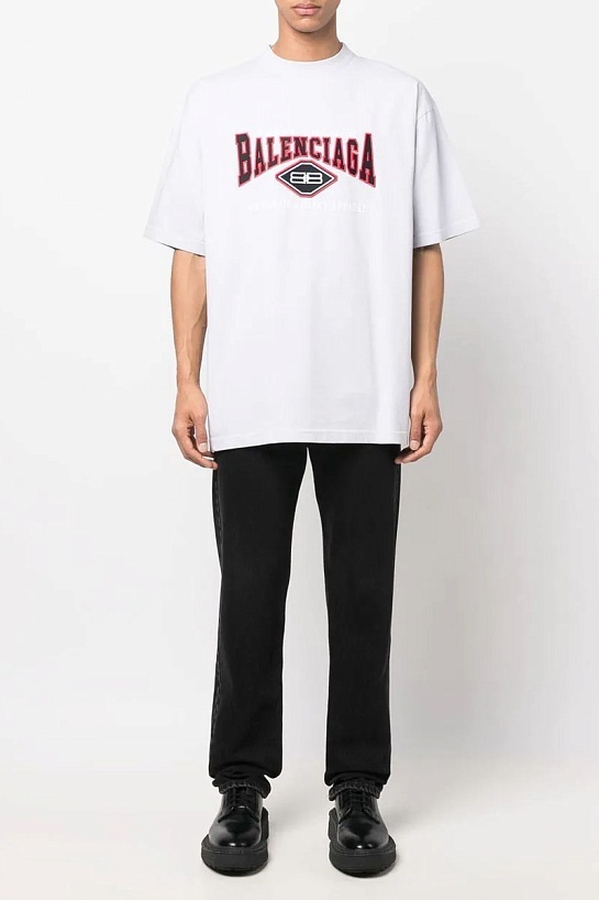Белая оверсайз футболка Balenciaga Logo-Embroidered