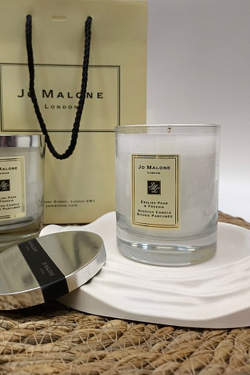 Ароматическая свеча Jo Malone London English Pear & Freesia (200 гр)   