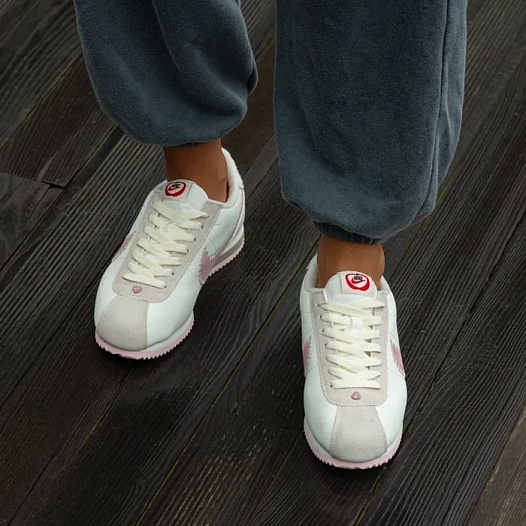 Кроссовки Nike Cortez Vintage "Valentines Day"   