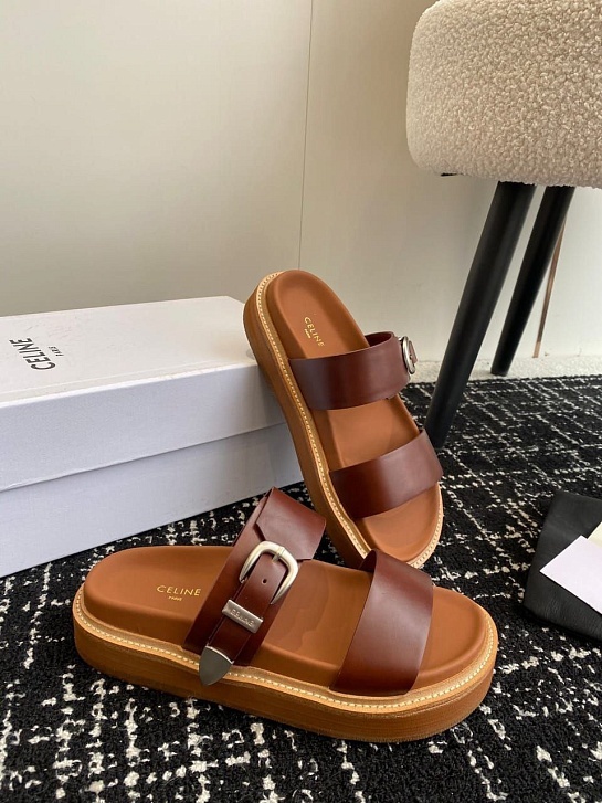 Женские кожаные шлёпанцы Celine