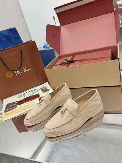 Женские замшевые лоферы Loro Piana Summer Charms Walk premium   