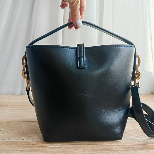 Кожаная сумка Yves Saint Laurent Le 37 bucket bag 20x25 см   