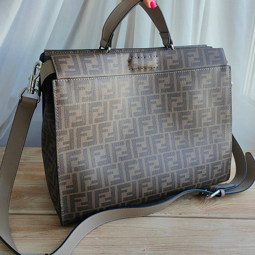 Женская кожаная сумка Fendi 35.5x29 см   