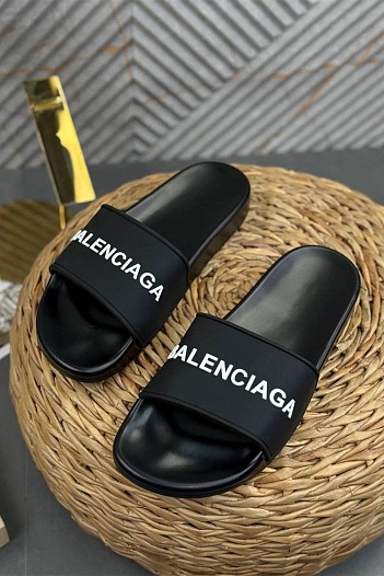 Мужские шлёпанцы Balenciaga embossed-logo   