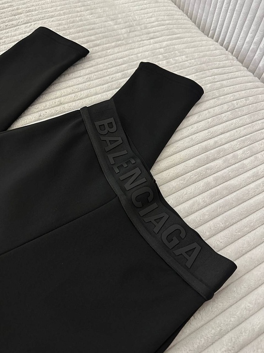 Женские черные леггинсы на флисе Balenciaga