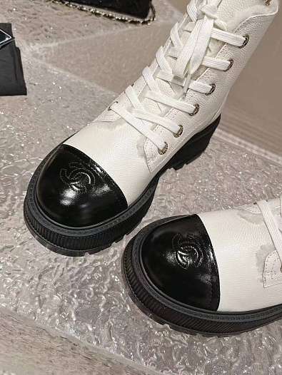 Женские кожаные ботинки с мехом Chanel Premium   