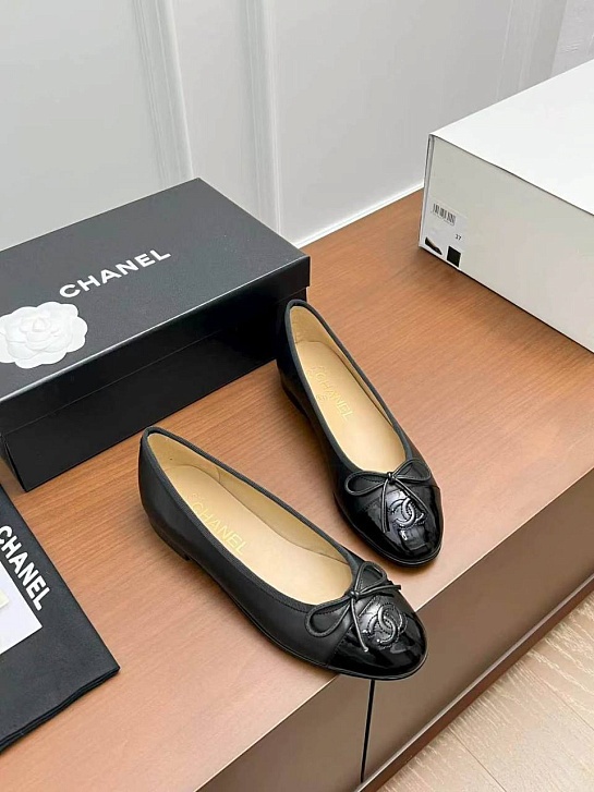 Женские кожаные балетки чёрного цвеета Chanel premium