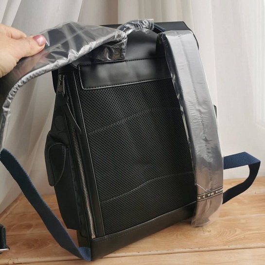 Кожаный рюкзак Coach Rivington 40x30 см