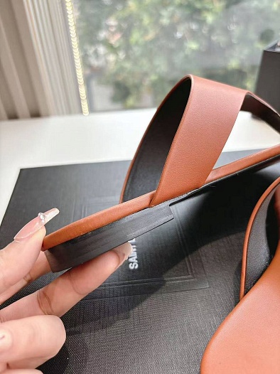 Женские кожаные шлёпанцы Yves Saint Laurent Premium - Brown   