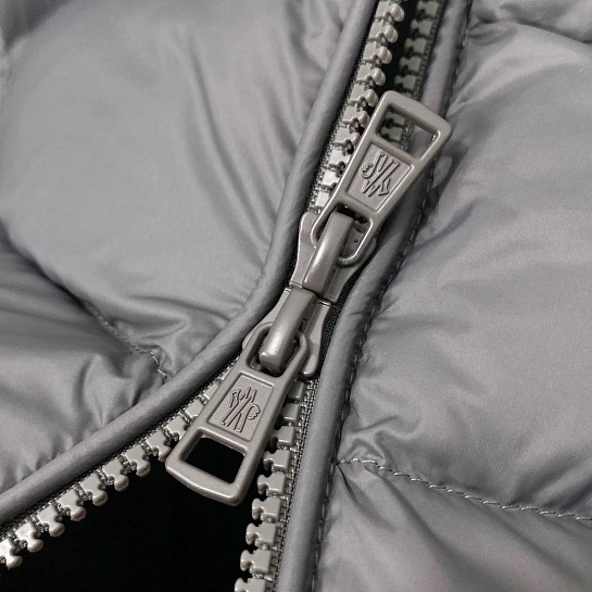 Мужская вязанная куртка Moncler logo-patch - Grey