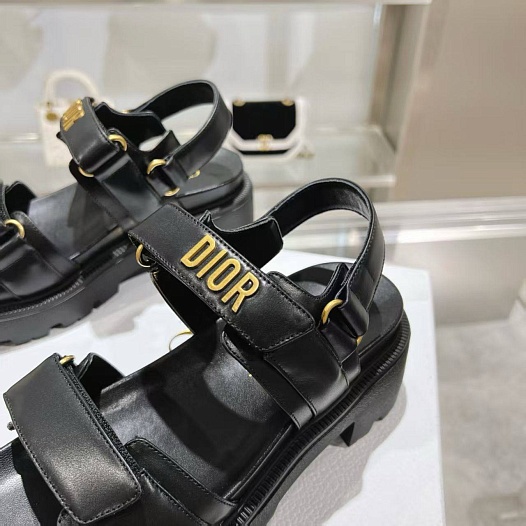 Чёрные женские кожаные сандалии Dior   