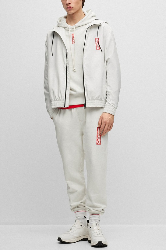 Белые спортивные штаны Hugo Boss Dogur
