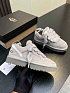 Женские замшевые ботинки UGG Lowmel