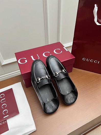 Женские кожаные лоферы Gucci Jordaan premium   