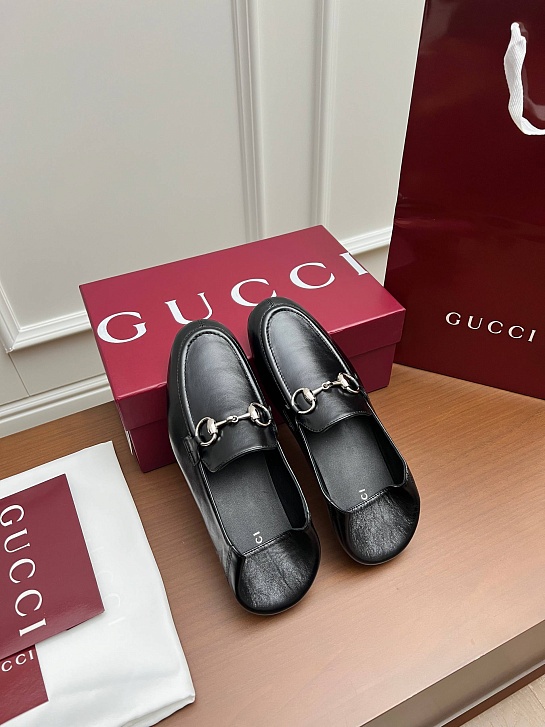 Женские кожаные лоферы Gucci Jordaan premium