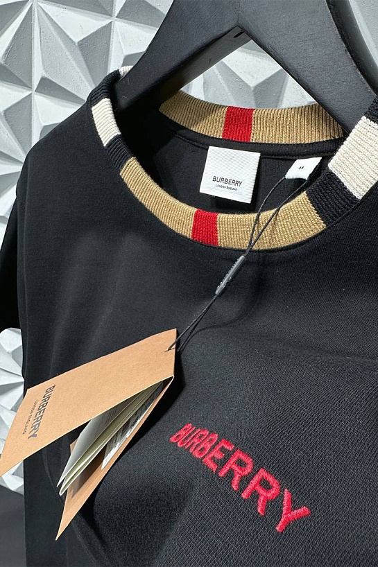 Чёрная оверсайз футболка Burberry Icon Stripe Jayson
