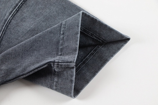 Серая оверсайз футболка Gothic logo