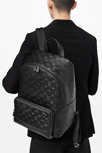 Чёрный кожаный рюкзак Louis Vuitton Racer Monogram Shadow 38x30x18 см   