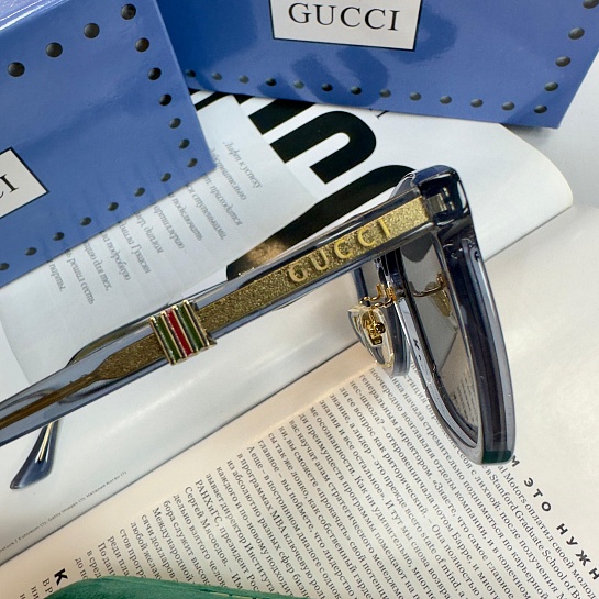 Солнцезащитные очки Gucci GG logo